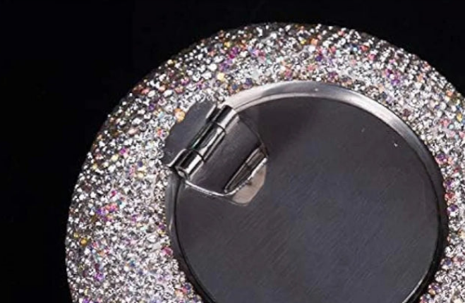 Rhinestone Ashtray with Lid, Flip Top Stainless Steel Tabletop Ashtray for Smokers, Desktop Smoking Ash Holder for Home & Office Decoration (Silver)