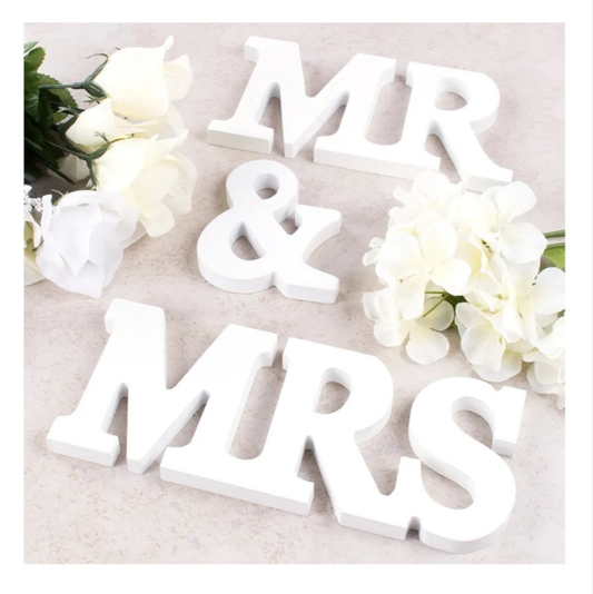 Outlet White Wooden Mr and Mrs Signs Wedding Present for Party Table Top Dinner Decoration, Display Stand Figures, Home Wall