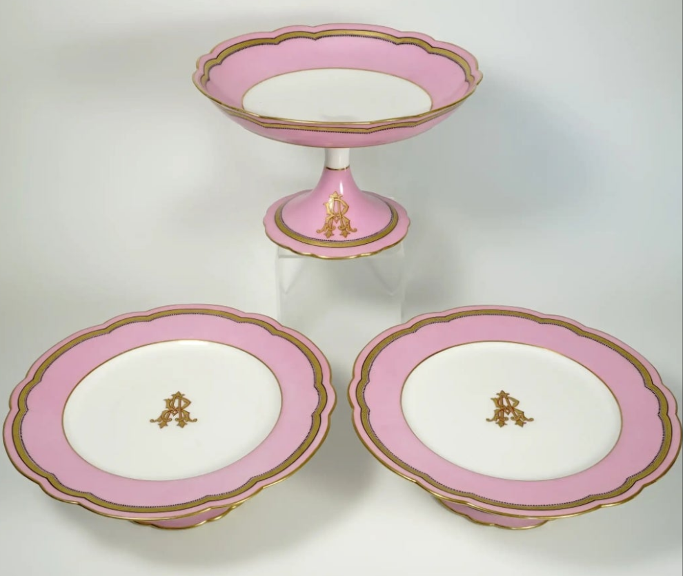 Antique French Old Paris Porcelain Pompadour Pink 15pc Dessert Service Hand Painted Gold Monogram