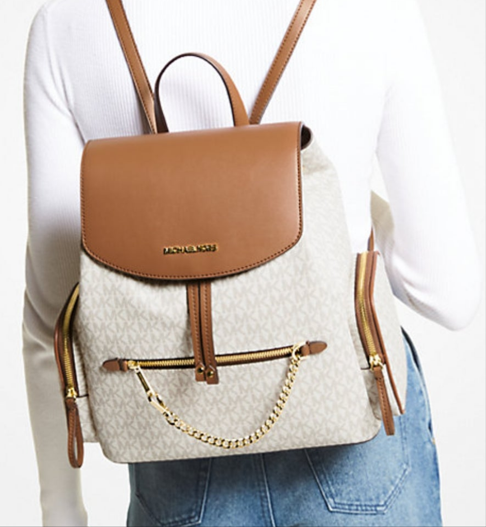 Michael Kors
Jet Set Large Logo Backpack