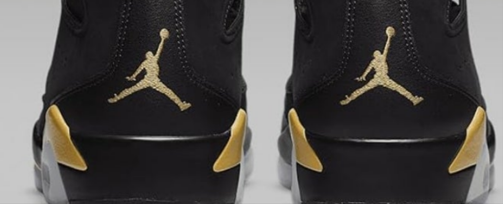Men's Jordan FLTCLB '91 - Size 10.5 US - Black/Metallic Gold