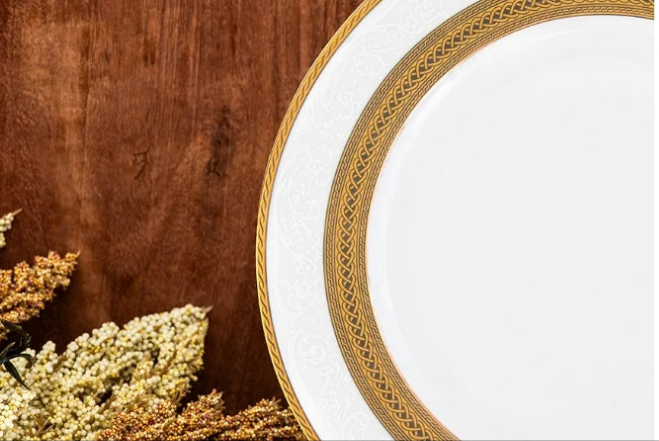 Royalty Porcelain "Queen" 20-Piece White & 24K Gold Dinnerware Set, 24K Gold-Plated Fine Porcelain, Service for 4