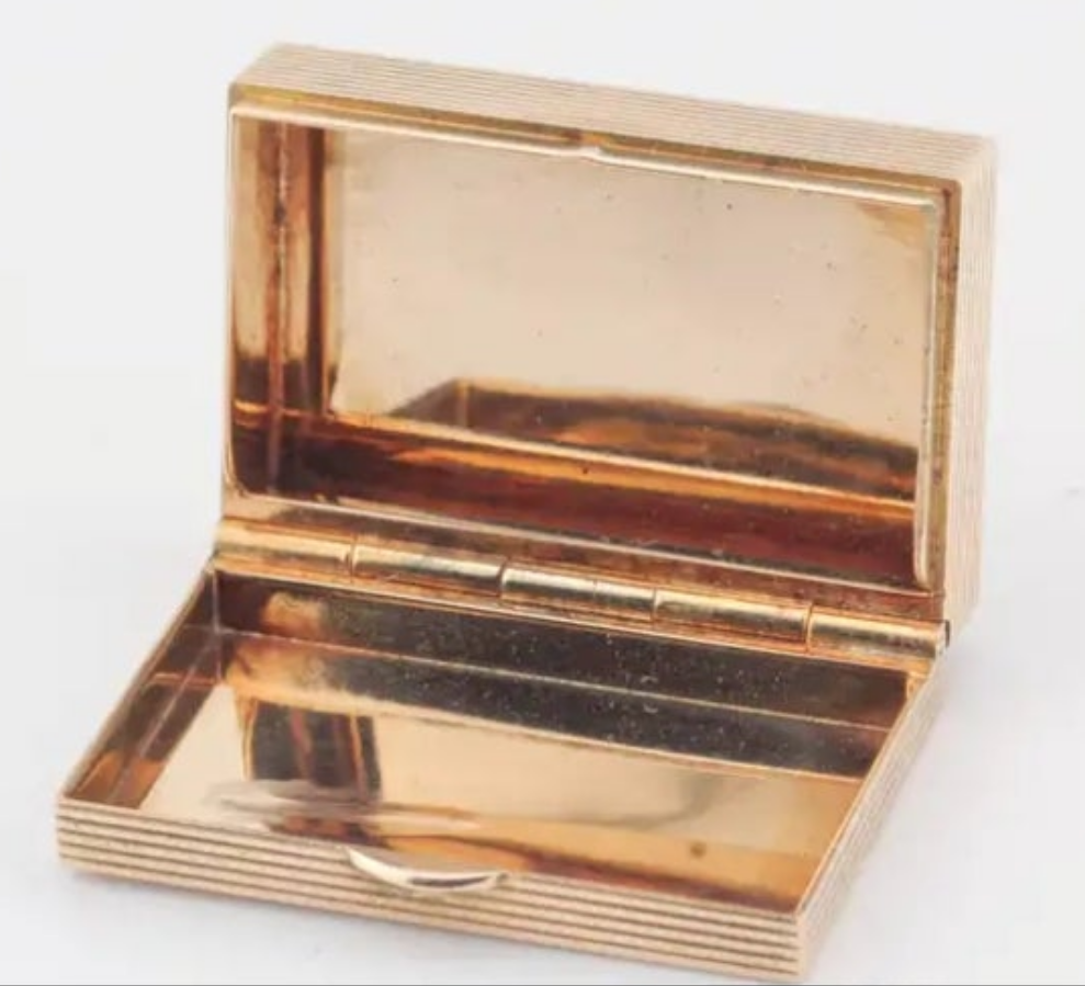 14k Gold Tiffany & Co. Heavy Vintage 14k Gold Pill Box hallmark of 1970s design
