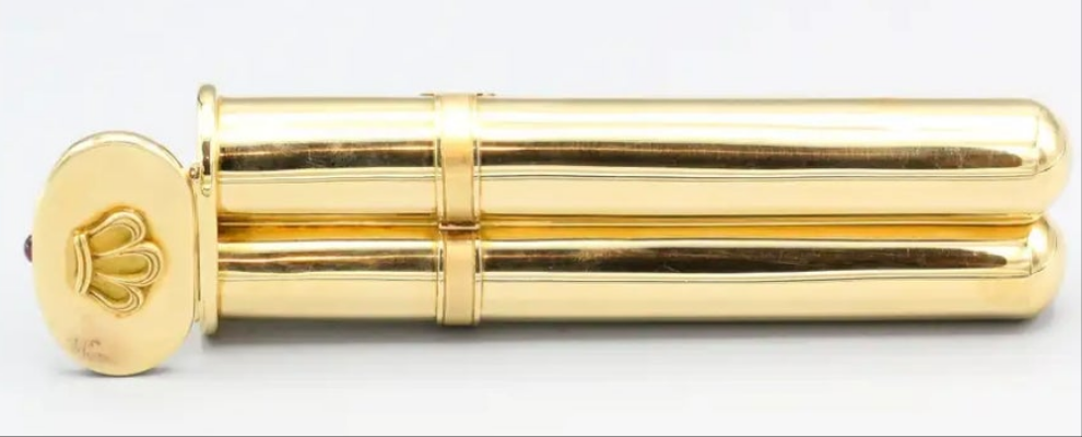 18k Gold Sonia A. Ruby and 18 Karat Yellow Gold Cigar Case Box. cabochon ruby.