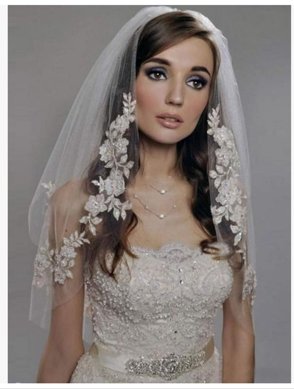2 Tiers Bride Wedding Veil White Veil Bridal Bridal Tulle Wedding Veil with Flower Lace Edge and Comb (A-white)