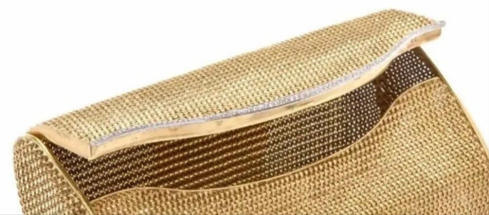 1960s Classic 18 Karat Mesh Gold and Diamond Clutch Handbag