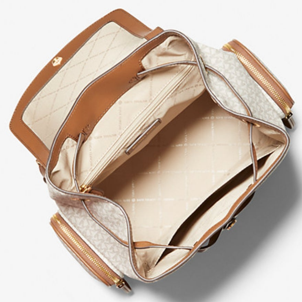 Michael Kors
Jet Set Large Logo Backpack