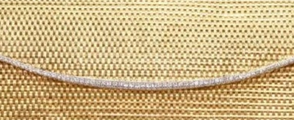 1960s Classic 18 Karat Mesh Gold and Diamond Clutch Handbag
