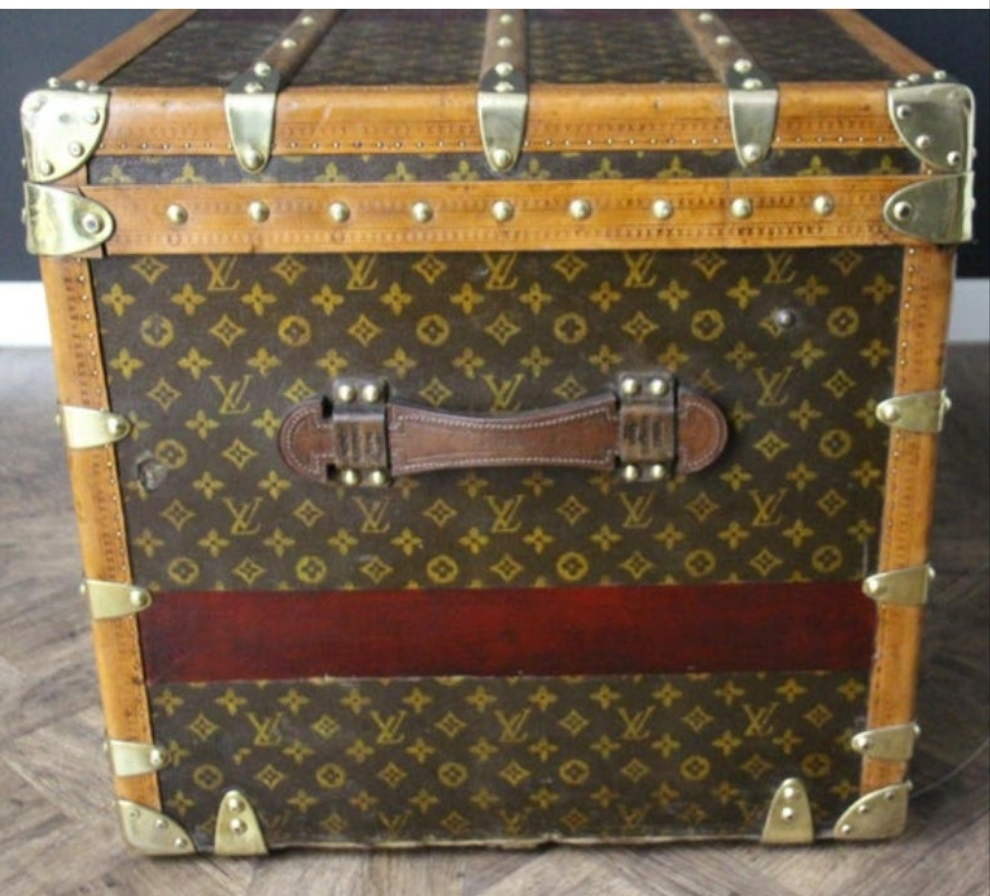 1920's Louis Vuitton Trunk in Monogram, Louis Vuitton Steamer Trunk 110 cm