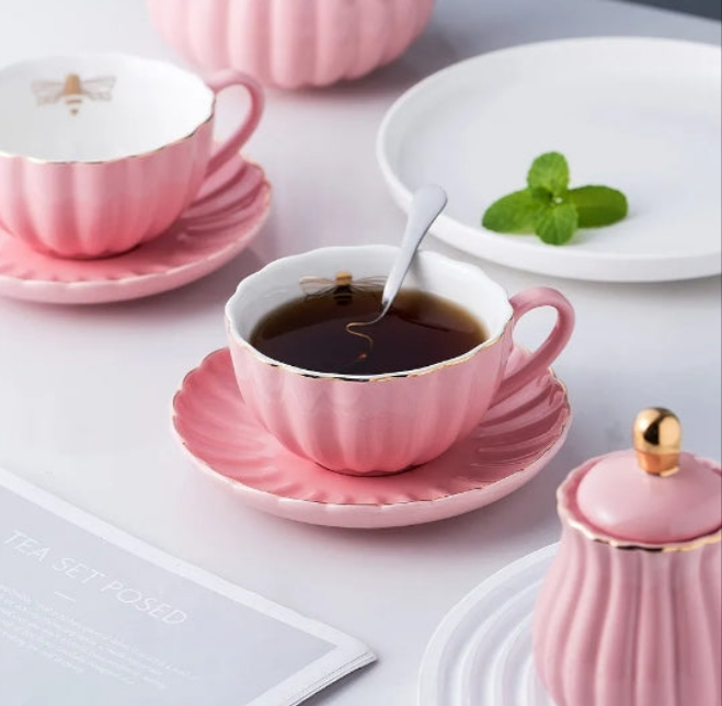 QUEEN BEE COLLECTION Porcelain Tea Set- 8 OZ Coffee Cup/Teacup, Saucer, Spoons, Teapot and Creamer set, 17-Pieces