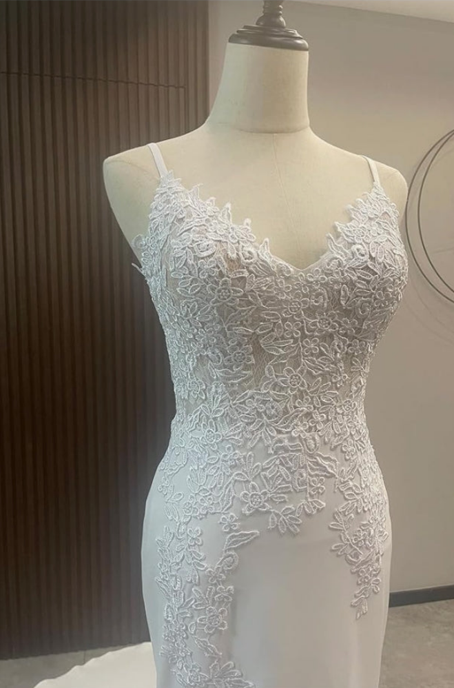 Lace Applique Wedding Dresses for Bride Spaghetti Straps Mermaid V Neck Open Back Bodycon Long Bridal Gown