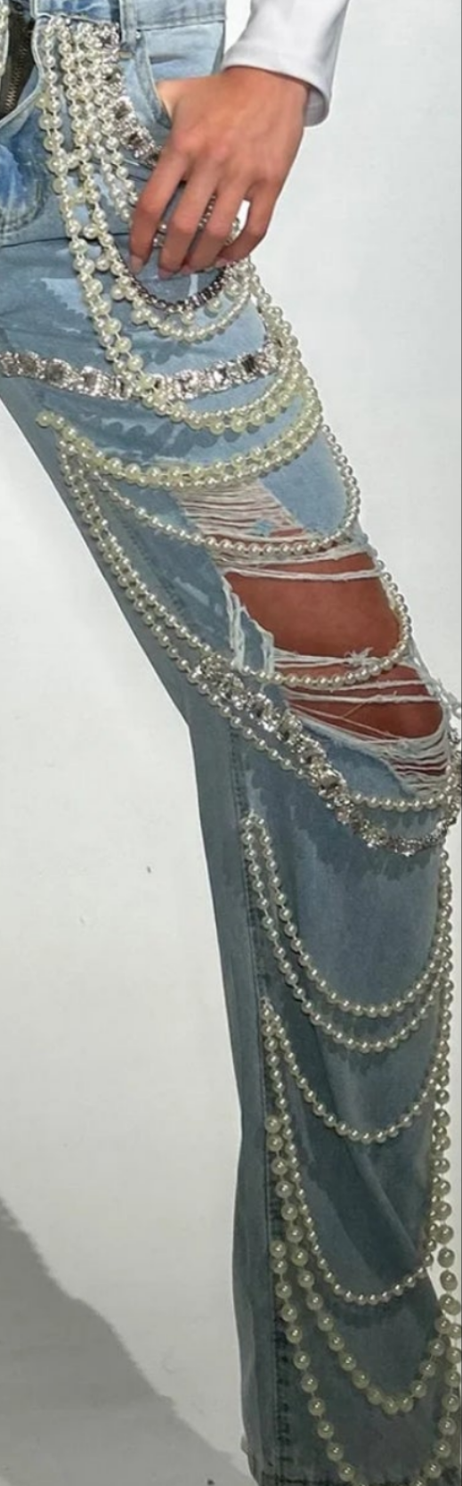 COCOMONEY Ripped Pearl Chain Rhinestone Denim Jeans-Blue