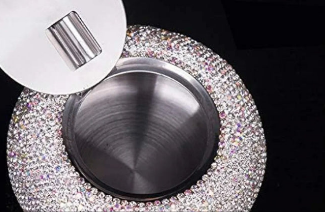 Rhinestone Ashtray with Lid, Flip Top Stainless Steel Tabletop Ashtray for Smokers, Desktop Smoking Ash Holder for Home & Office Decoration (Silver)