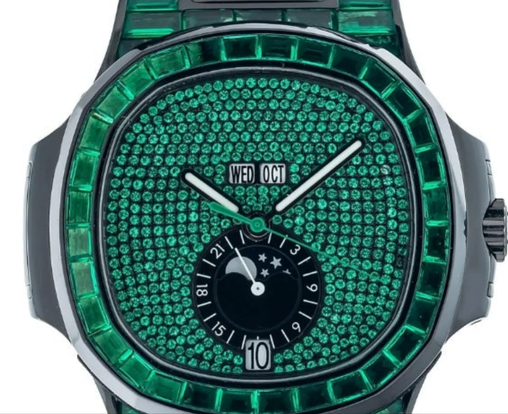 Patek Philippe Nautilus 5726/1A 40MM Green Gemstone Dial With Green Gemstone watch