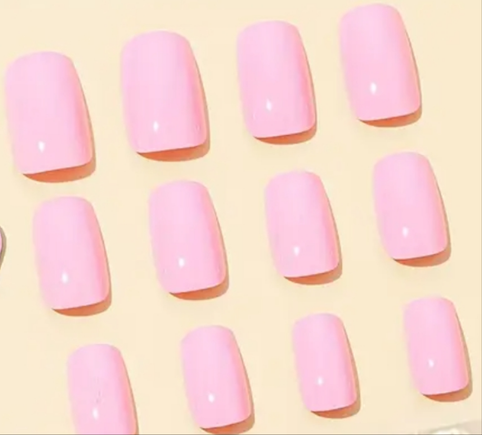 24 pcs acrylic Cocomoney nails with glue and nail accessories