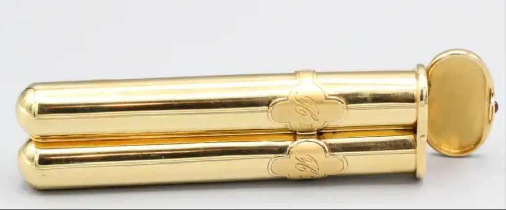 18k Gold Sonia A. Ruby and 18 Karat Yellow Gold Cigar Case Box. cabochon ruby.