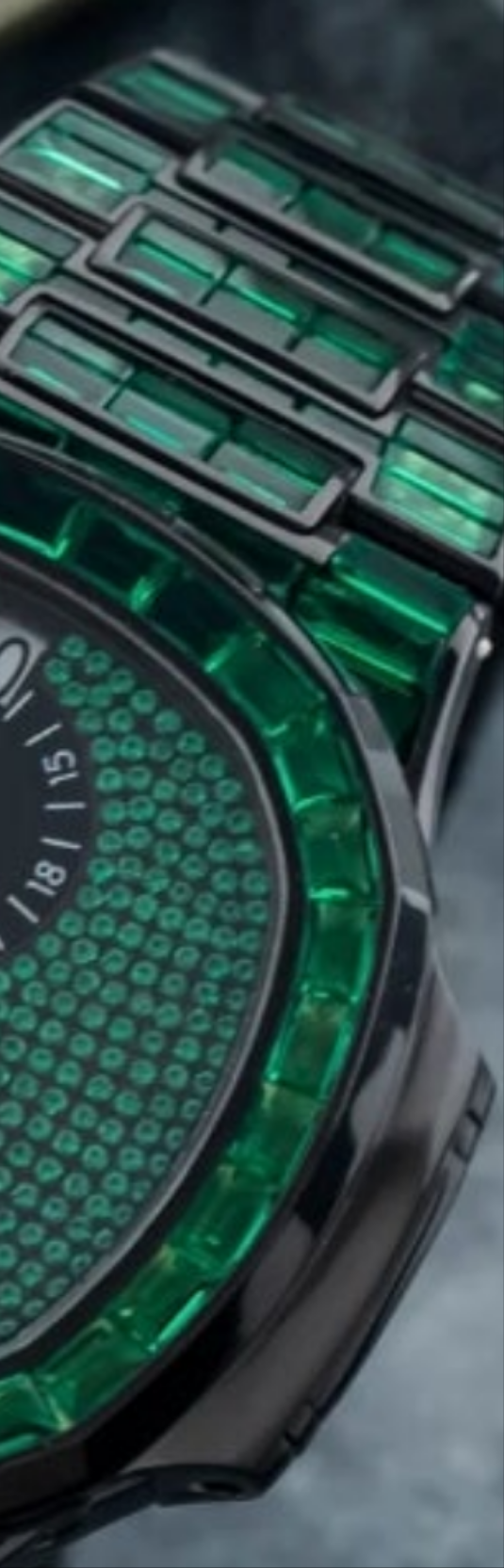 Patek Philippe Nautilus 5726/1A 40MM Green Gemstone Dial With Green Gemstone watch