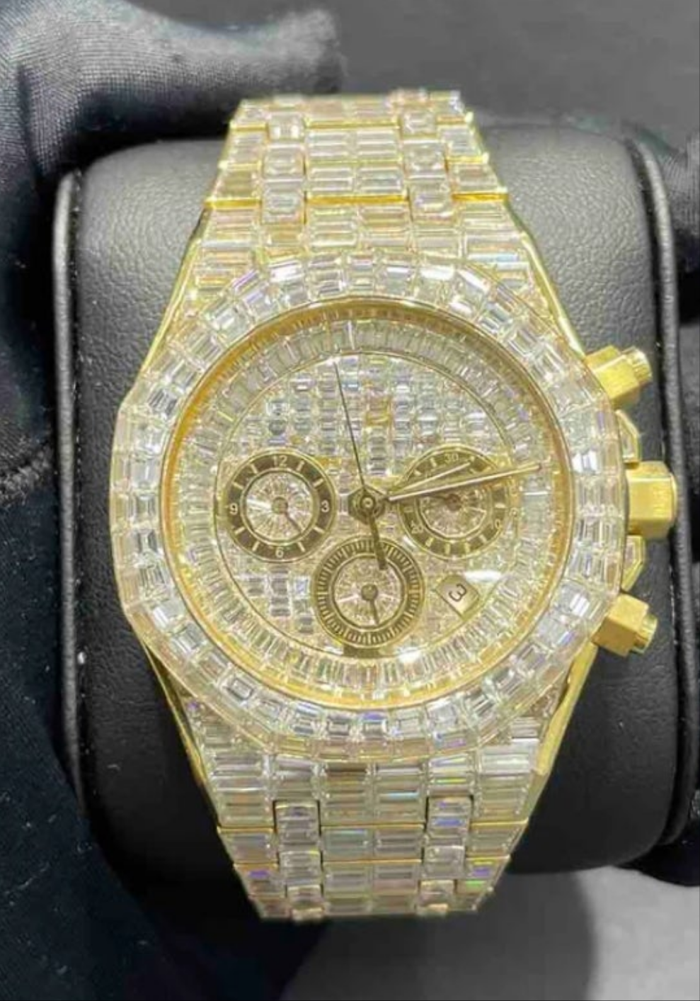 CHANDELIER ICED OUT "AP" 18K SOLID GOLD WATCH | VVS1 80 CTS T.W.