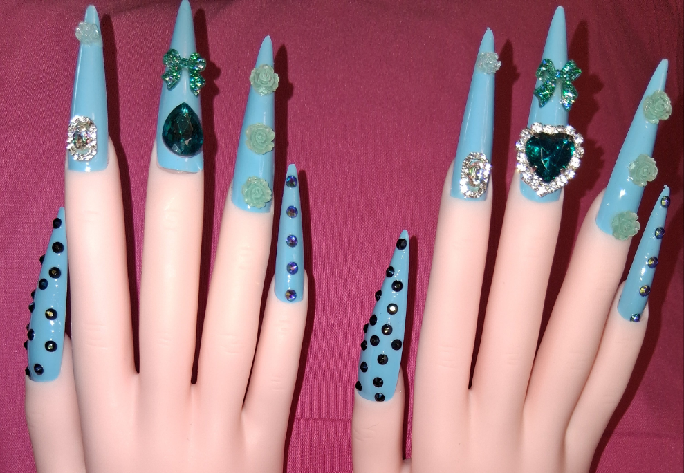 COCOMONEY NAILS CUSTOM 1 OF 1 GLUE ON PRESS ON COMES WITH FREE GIFTS #o26
