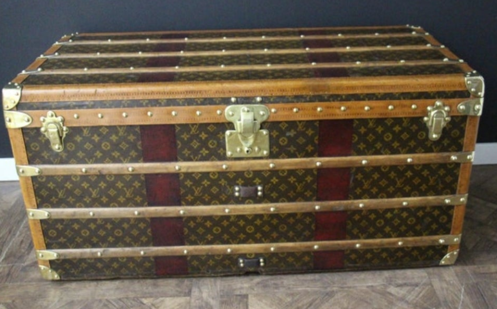 1920's Louis Vuitton Trunk in Monogram, Louis Vuitton Steamer Trunk 110 cm