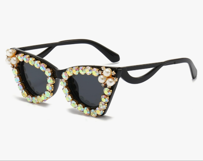 Sparkling Crystal Cat Eye Sunglasses Women Square Rhinestone Pearl Sun Glasses Party Diamond Bling Punk Eyewear