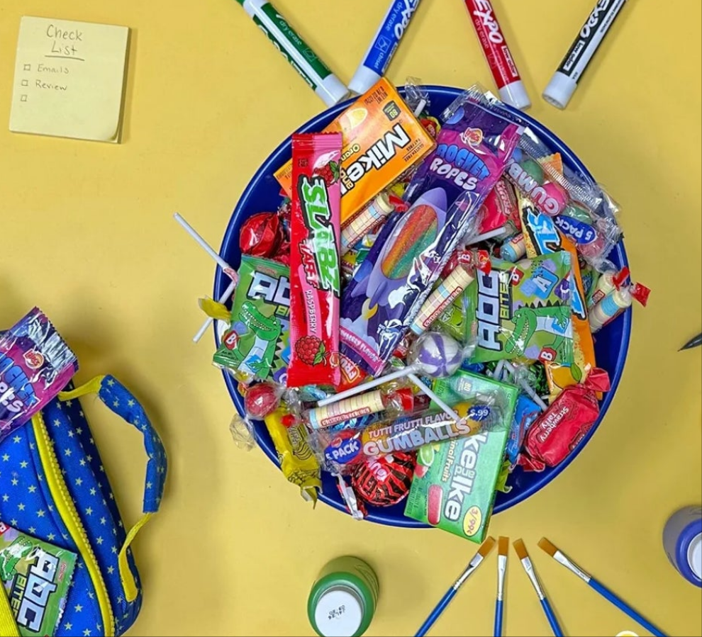 Bulk Party Mix - 8 Pounds - Variety Parade Candies - Piñata Candies - Individually Wrapped Candy - Assorted Candy