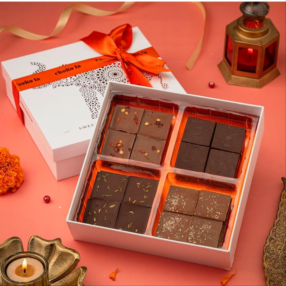 Assorted 32-Piece Chocolate Gift Hamper | Indian-Inspired Flavours in Pure Couverture | Perfect for Wedding, Birthday & Festive Gifting