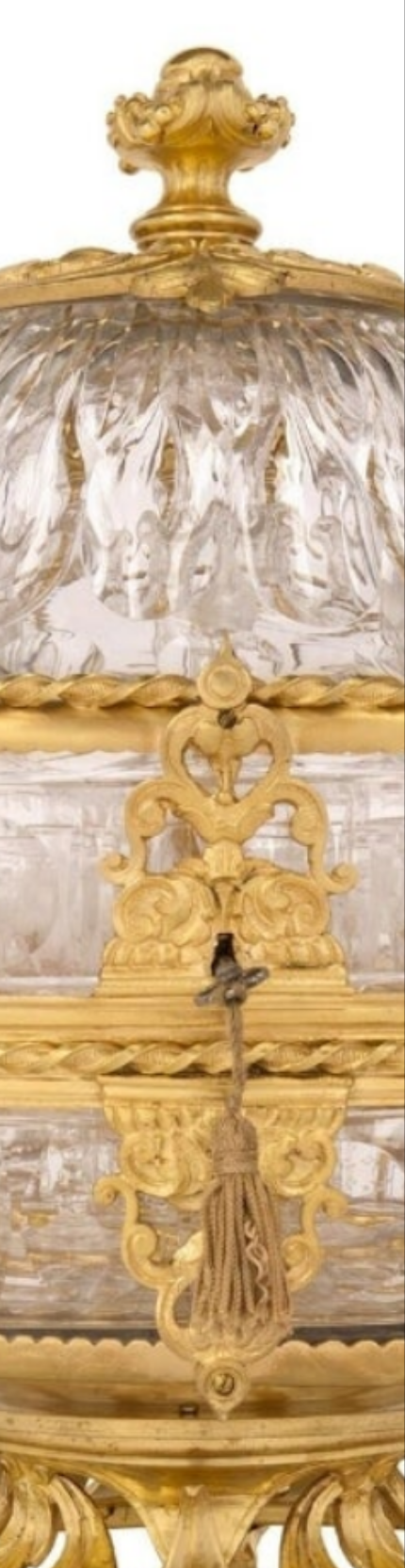 A French 19th century Belle Époque period Baccarat crystal Cave à Liqueur with glasses and decanters