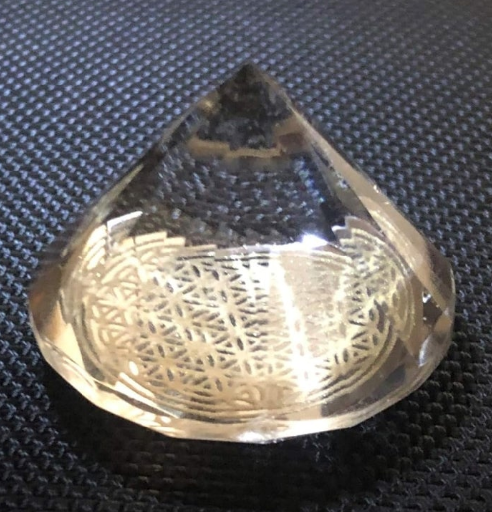 Crystal Quartz Tachyon Meditation Crystals - Flower of Life Healing Manifesting Crystals Metaphysical Supplies, Quartz Crystals - Crystal Energy Crystals for Health - Real Crystals and Healing Stones