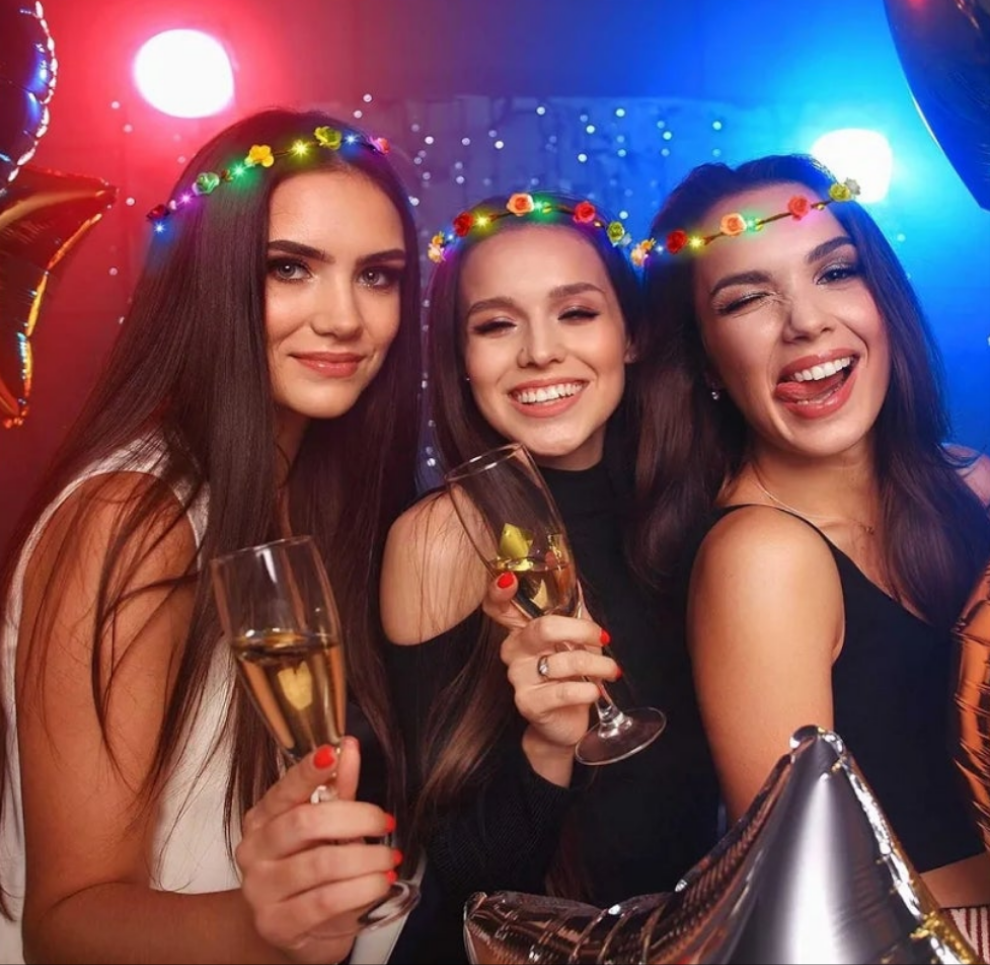 LED Flower Crowns Headbands, Light Up Flower Crowns For Women, Glow in the Dark Headband for Wedding Reception Birthday Christmas Mardi Gras Cosplay Princess Party Favors