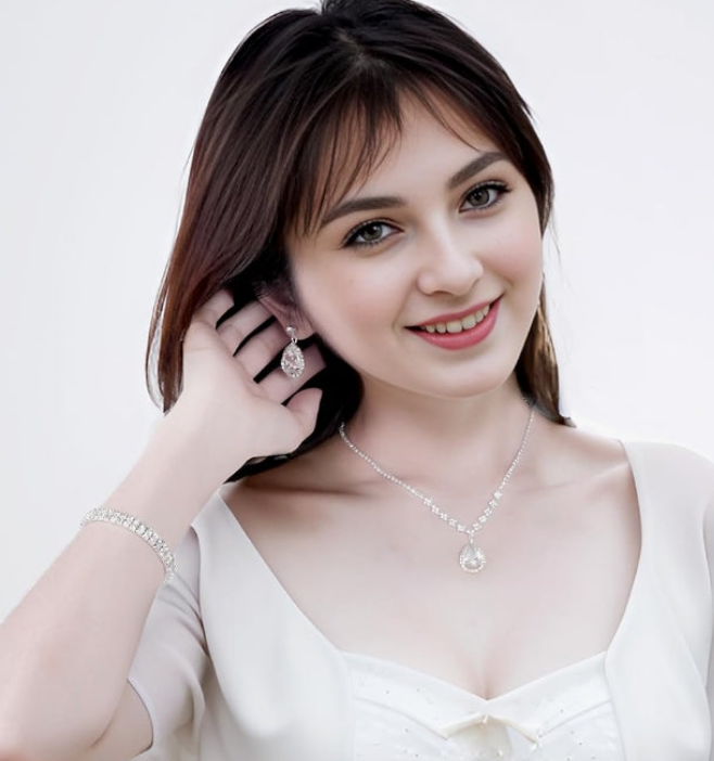 Women Jewelry Set Silver Necklace Earrings Bracelet Rhinestone Crystal Bridal Wedding Jewelry Sets for Brides Bridesmaid Wedding Party