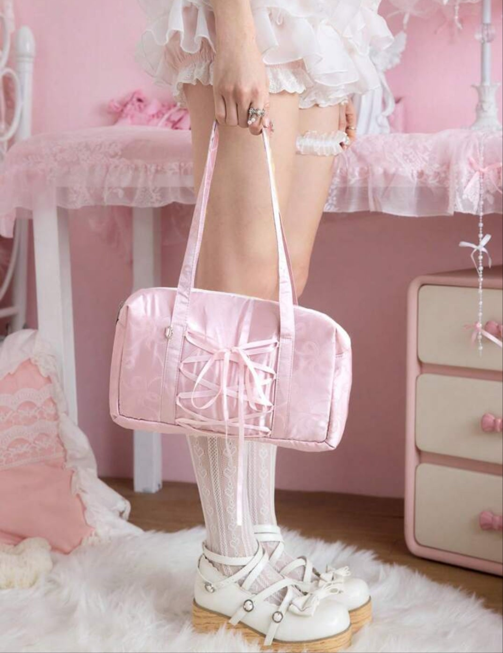 COCOMONEY Bow Finatic Purse