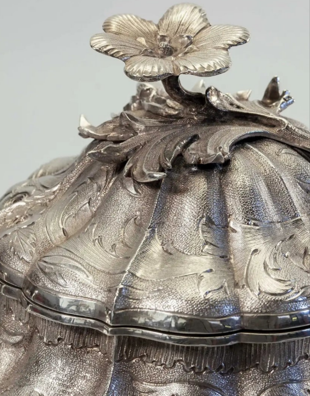 An exquisite piece 925 Sterling Silver William IV English sterling teapot on stand 1837 - 16" high x 9" wide x 12" deep