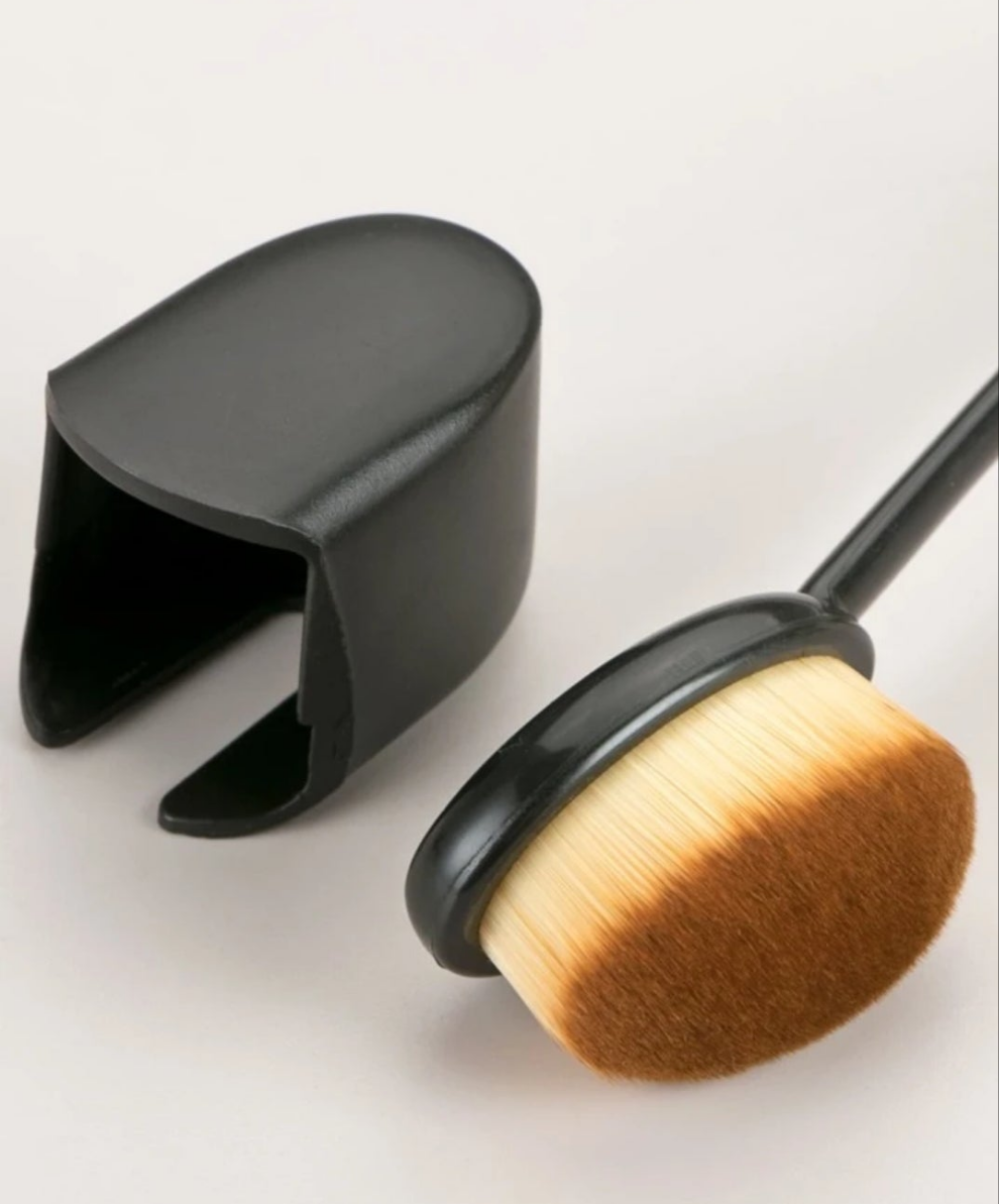Foundation Brush, 1pc Creative With Lid Reusable Makeup Brush Foundation For Cream Liquid For Dresser For Making Up Supply plastic