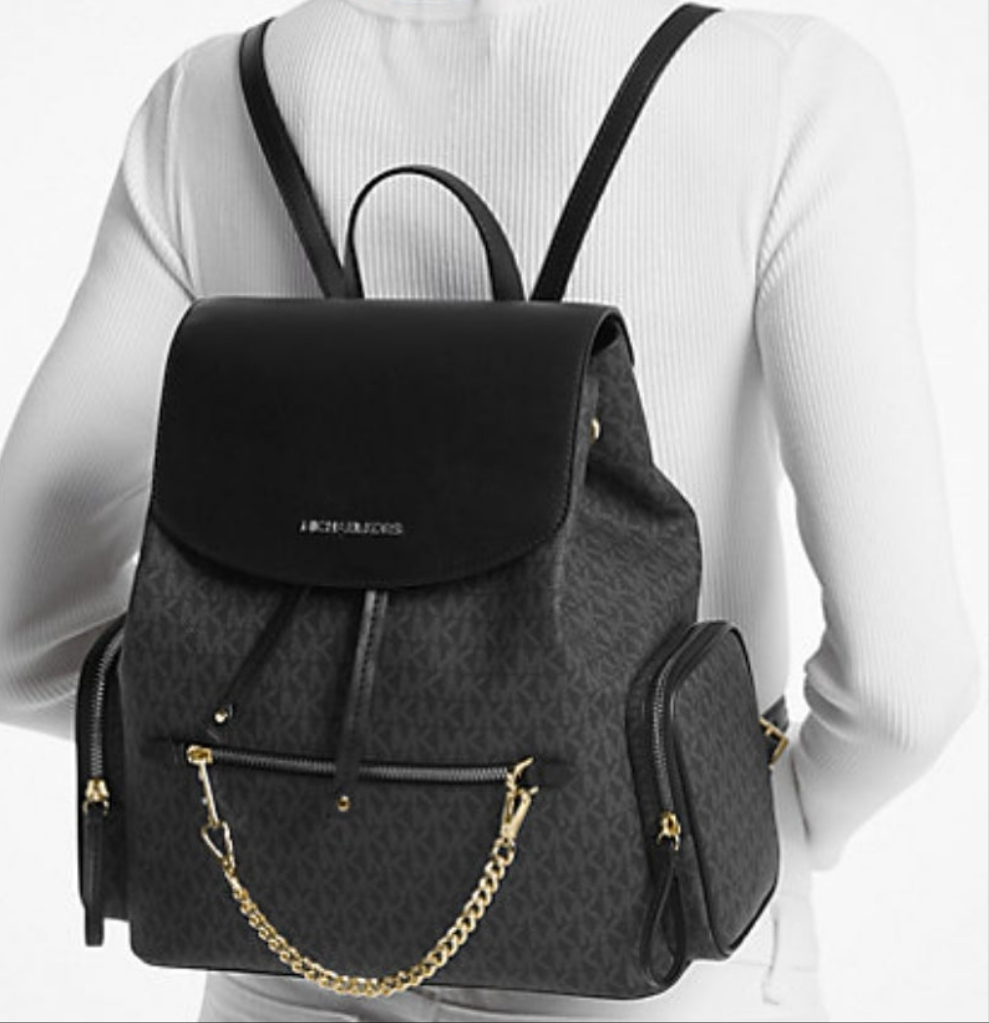 Michael Kors
Jet Set Large Logo Backpack