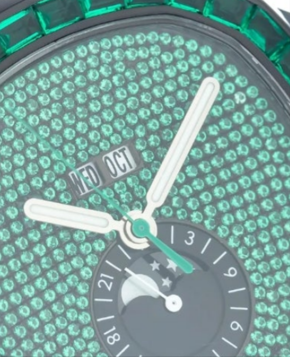 Patek Philippe Nautilus 5726/1A 40MM Green Gemstone Dial With Green Gemstone watch