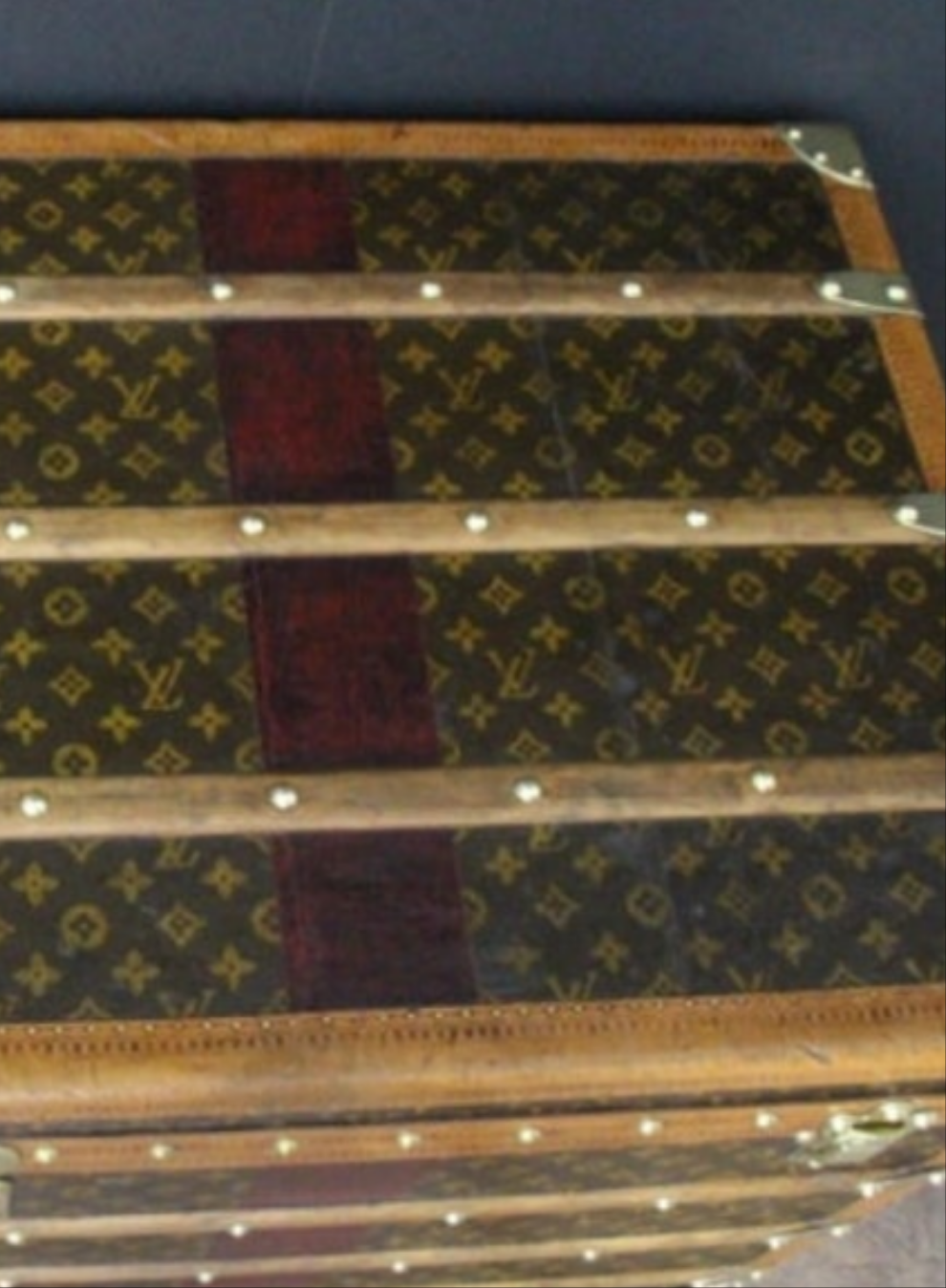 1920's Louis Vuitton Trunk in Monogram, Louis Vuitton Steamer Trunk 110 cm