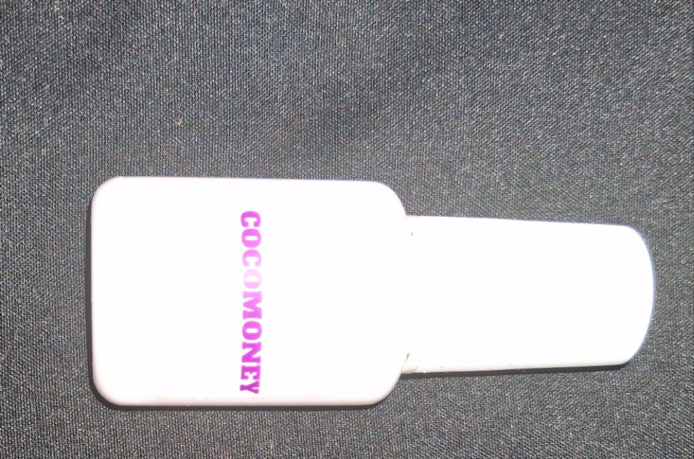 COCOMONEY NAIL GLUE 42ml brush on