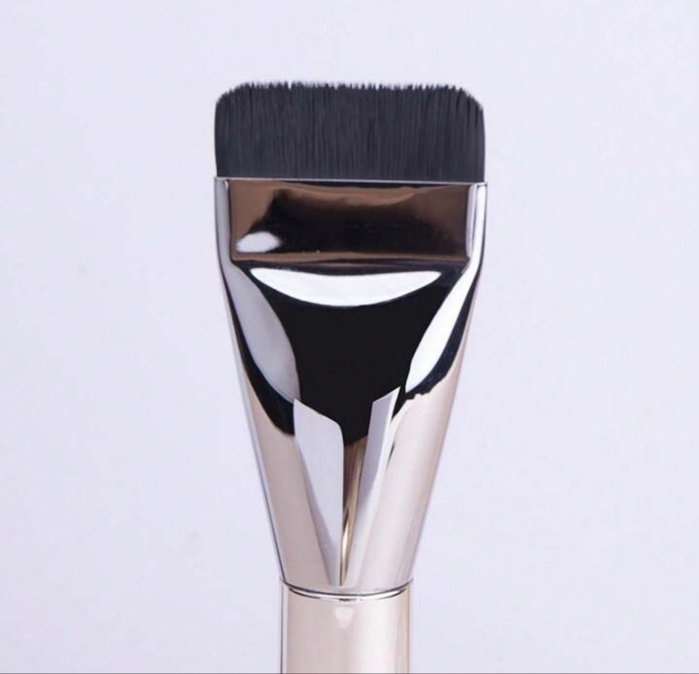 1pc Lightweight Ultra-Thin Foundation Brush, Face Contour Brush, Flat Contour Brush, Blending Cream Brush For Makeup material pp