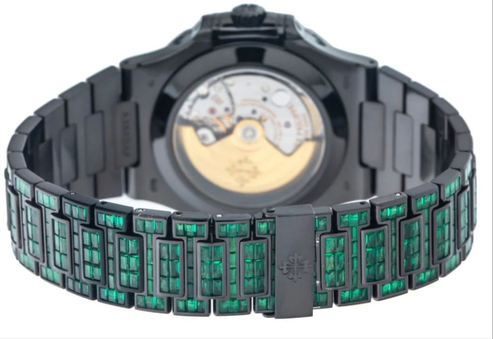 Patek Philippe Nautilus 5726/1A 40MM Green Gemstone Dial With Green Gemstone watch