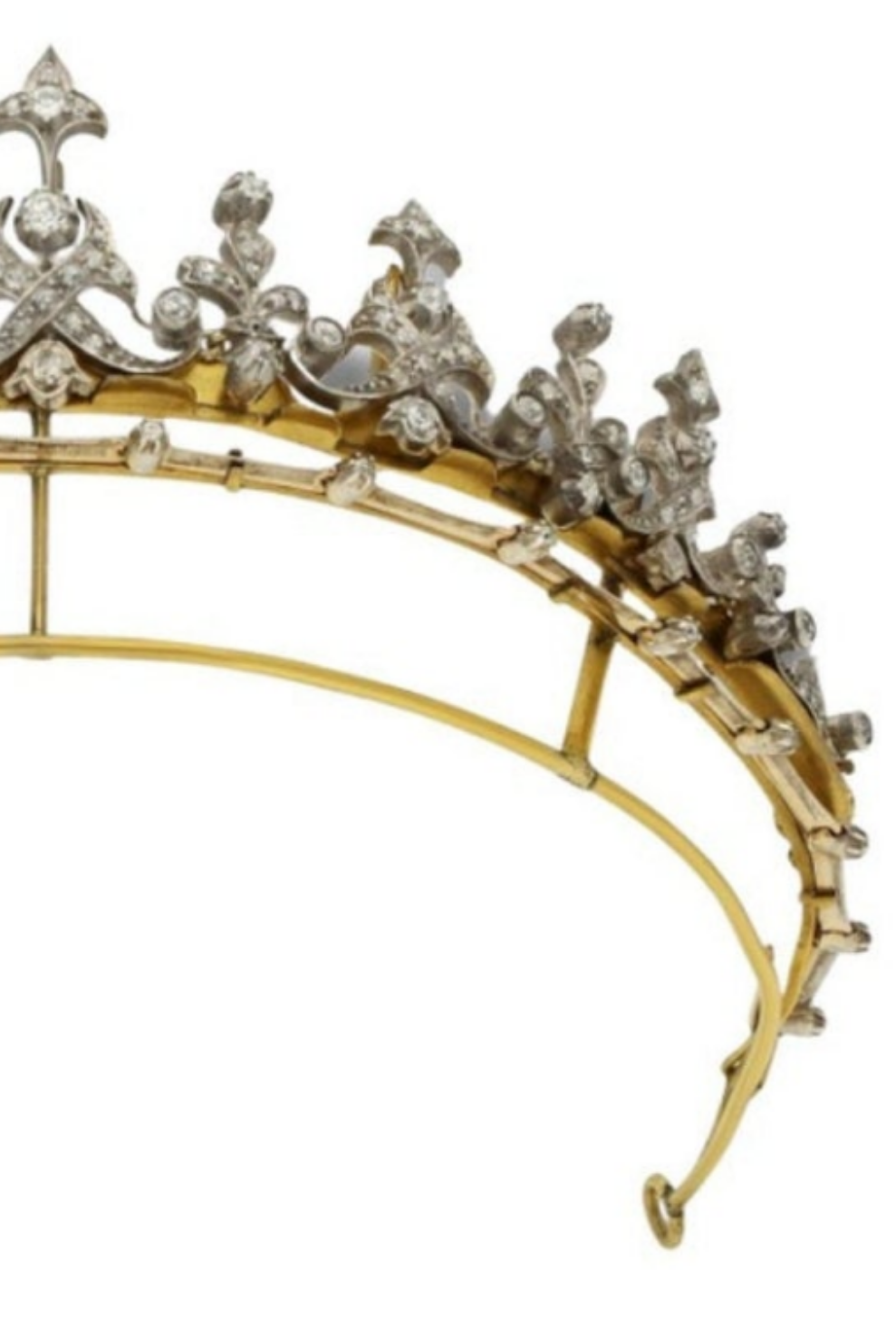 18k Gold Victorian Diamond Fringe Tiara Convertible To A Necklace Circa 1880s silver on gold Old brilliant and single cut diamonds estimated to weigh a combined total of approximately 2.5cts