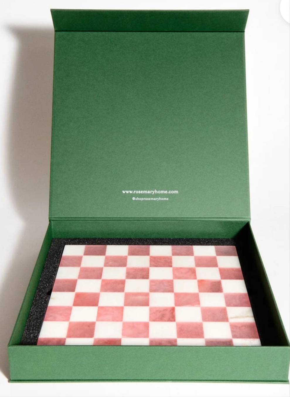 Magenta/White Large Italian Alabaster Chess Set