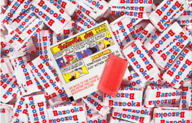 Bazooka Bubble Gum Individually Wrapped Pink Chewing Gum in Original Flavor - 225 Count Bulk Bubble Gum Tub - Fun Old Fashioned Candy for Kids
