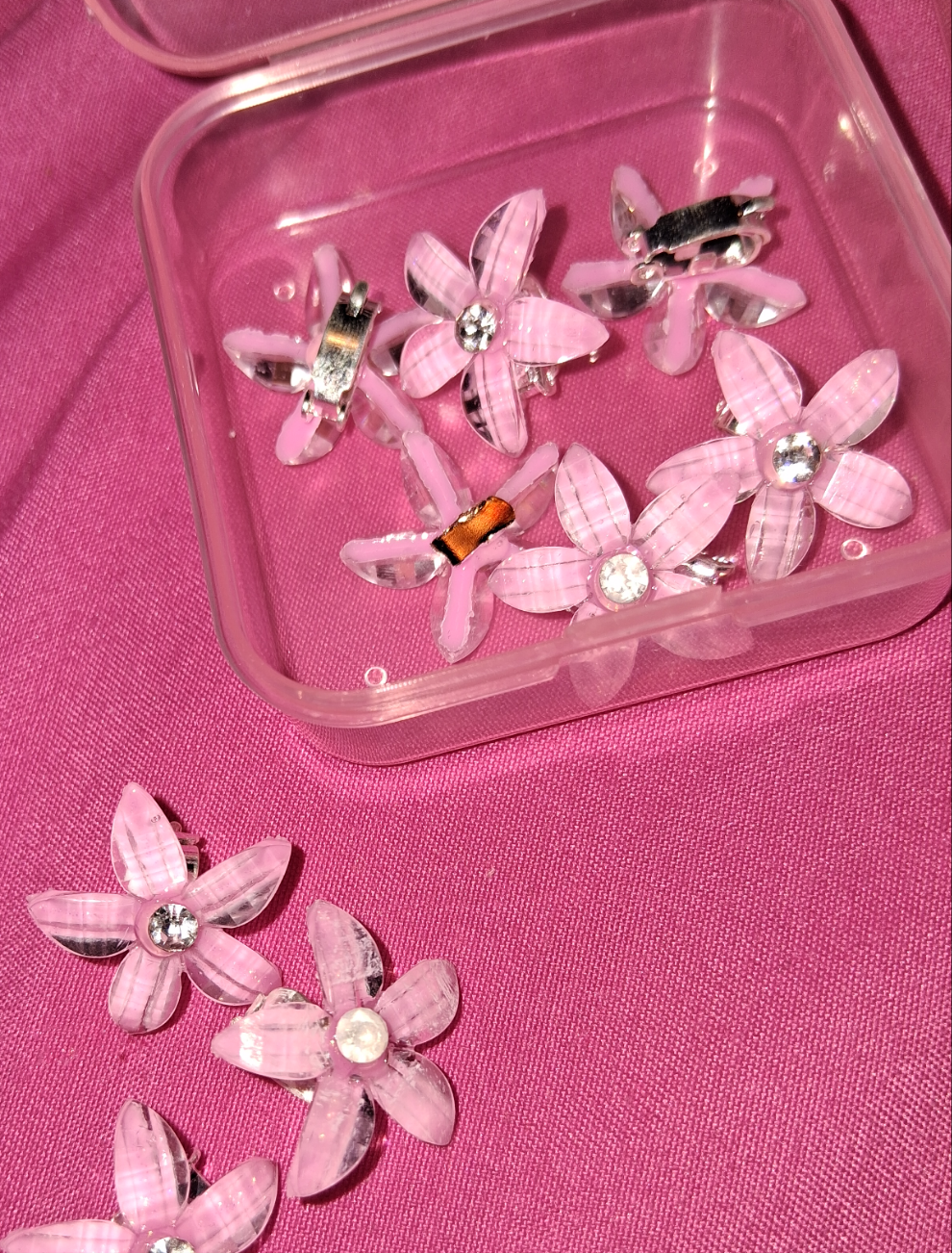 COCOMONEY HAIR CLIPS PINK ACRYLIC