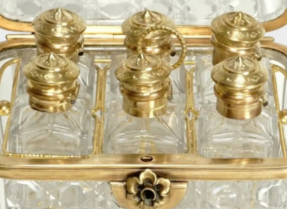 Cut Crystal Perfume Box, Casket