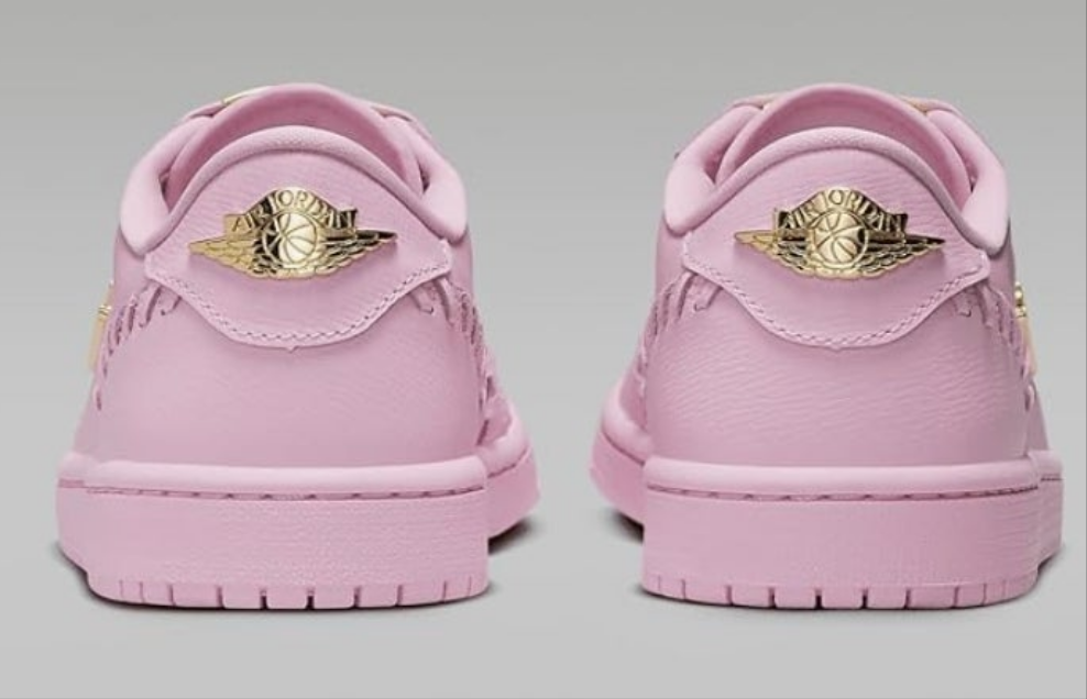 Air Jordan 1 Low Method of Make Women's Shoes (FN5032-600, Perfect Pink/Metallic Gold)