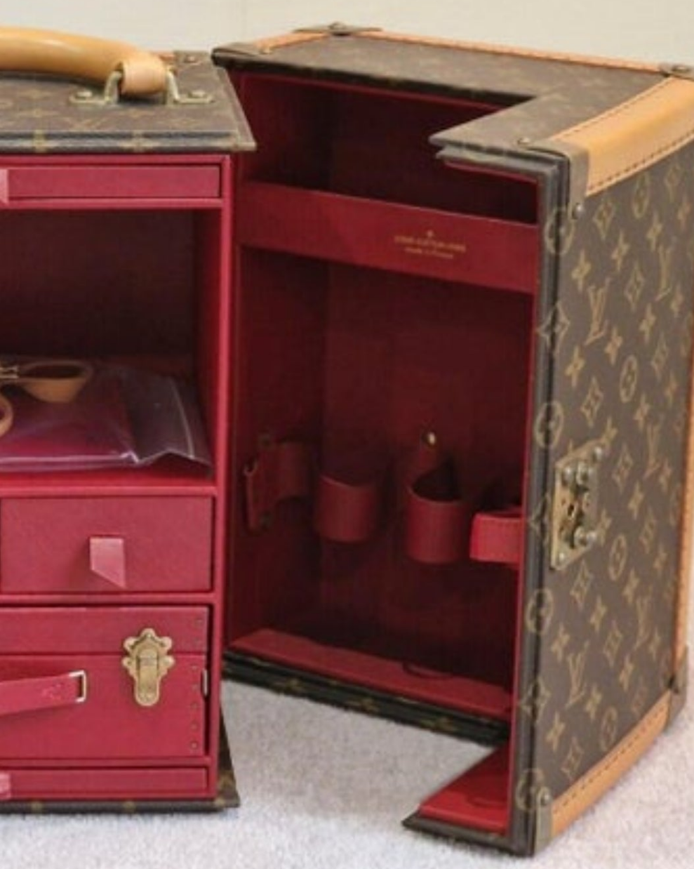 Rare Louis Vuitton Trunk Sharon Stone Case amfAR 1 Of "100 Legendary Trunks" One of the rarest LV trunks and one of the 100 Legendary Trunks as per the LV book. Comes with original papers.
