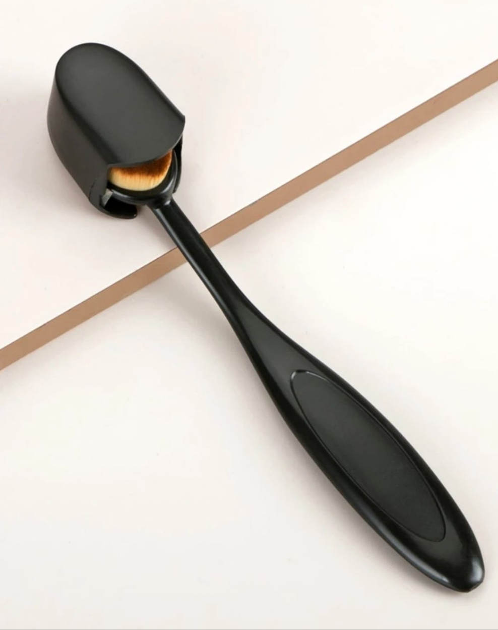 Foundation Brush, 1pc Creative With Lid Reusable Makeup Brush Foundation For Cream Liquid For Dresser For Making Up Supply plastic