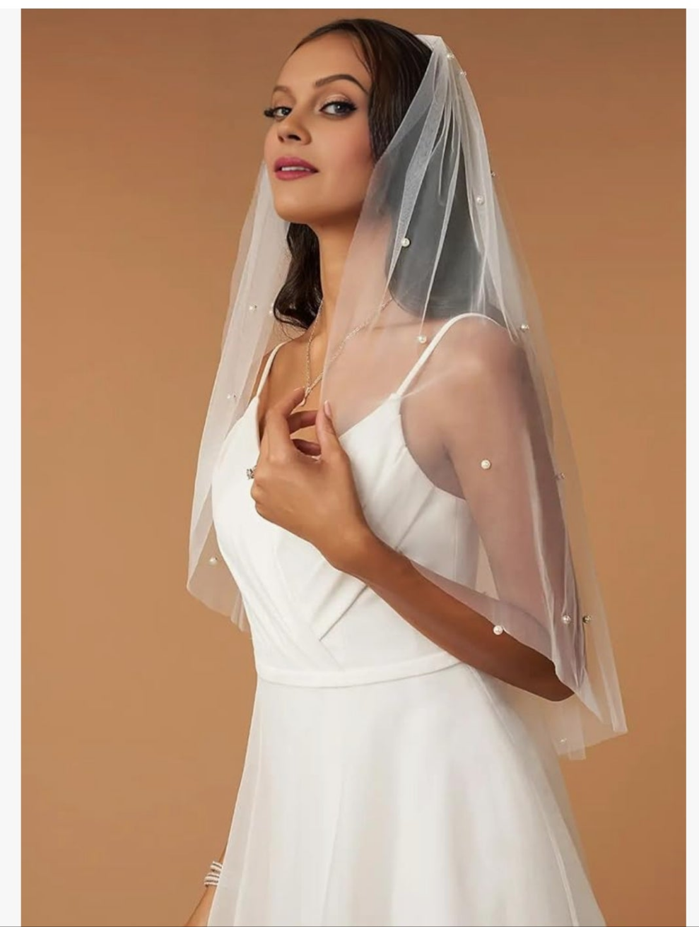 Pearl 1 Tier Elbow Length Wedding Bridal Veil with Metal CombSize: Elbow length:29.5inch(75cm)