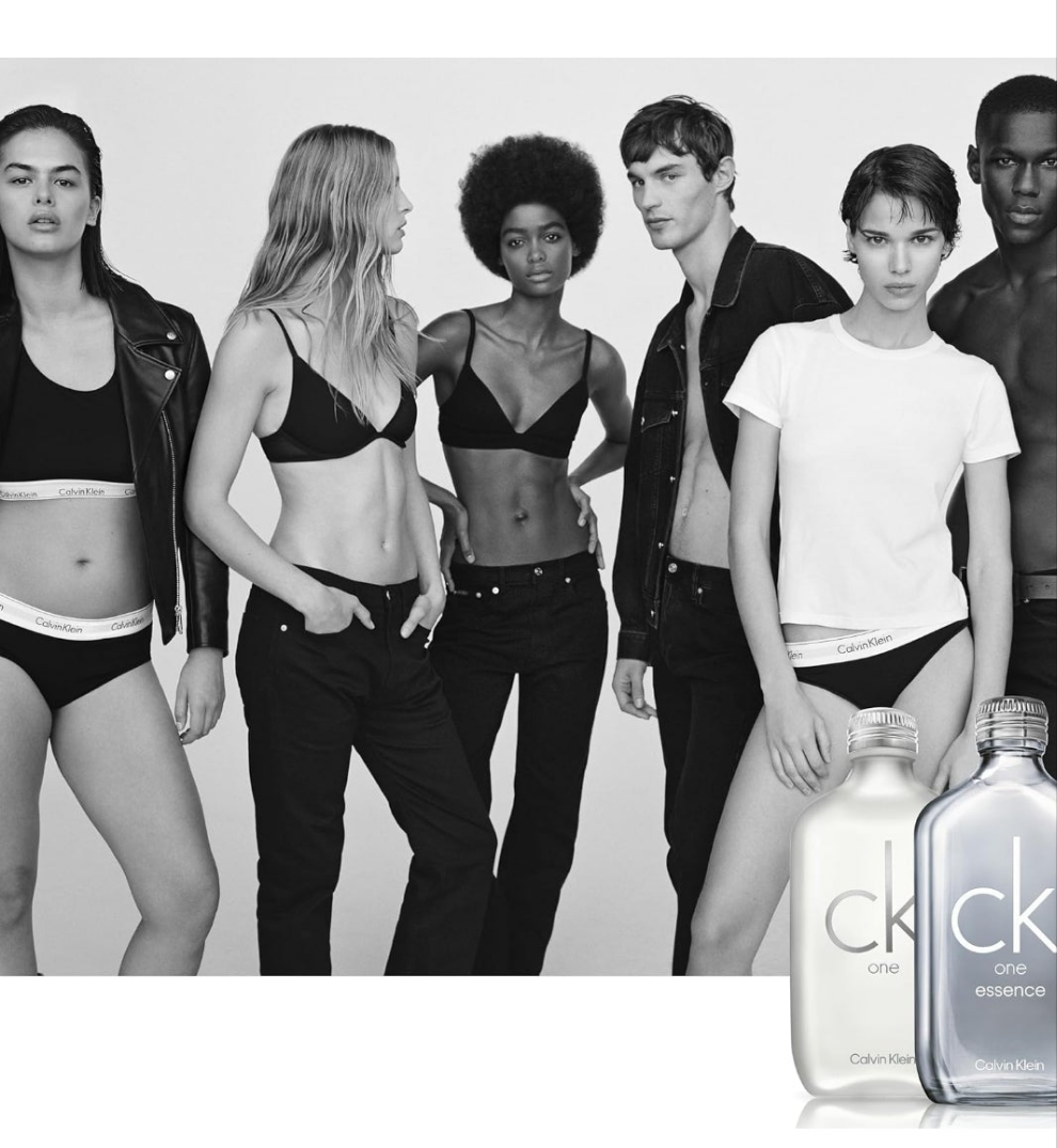 Calvin Klein CK One Eau de Toilette – Citrus Unisex Fragrance – With Notes of Green Tea, Bergamot, Cardamom, Violet & Amber – Luxury Unisex Perfumes – Long Lasting Fragrance